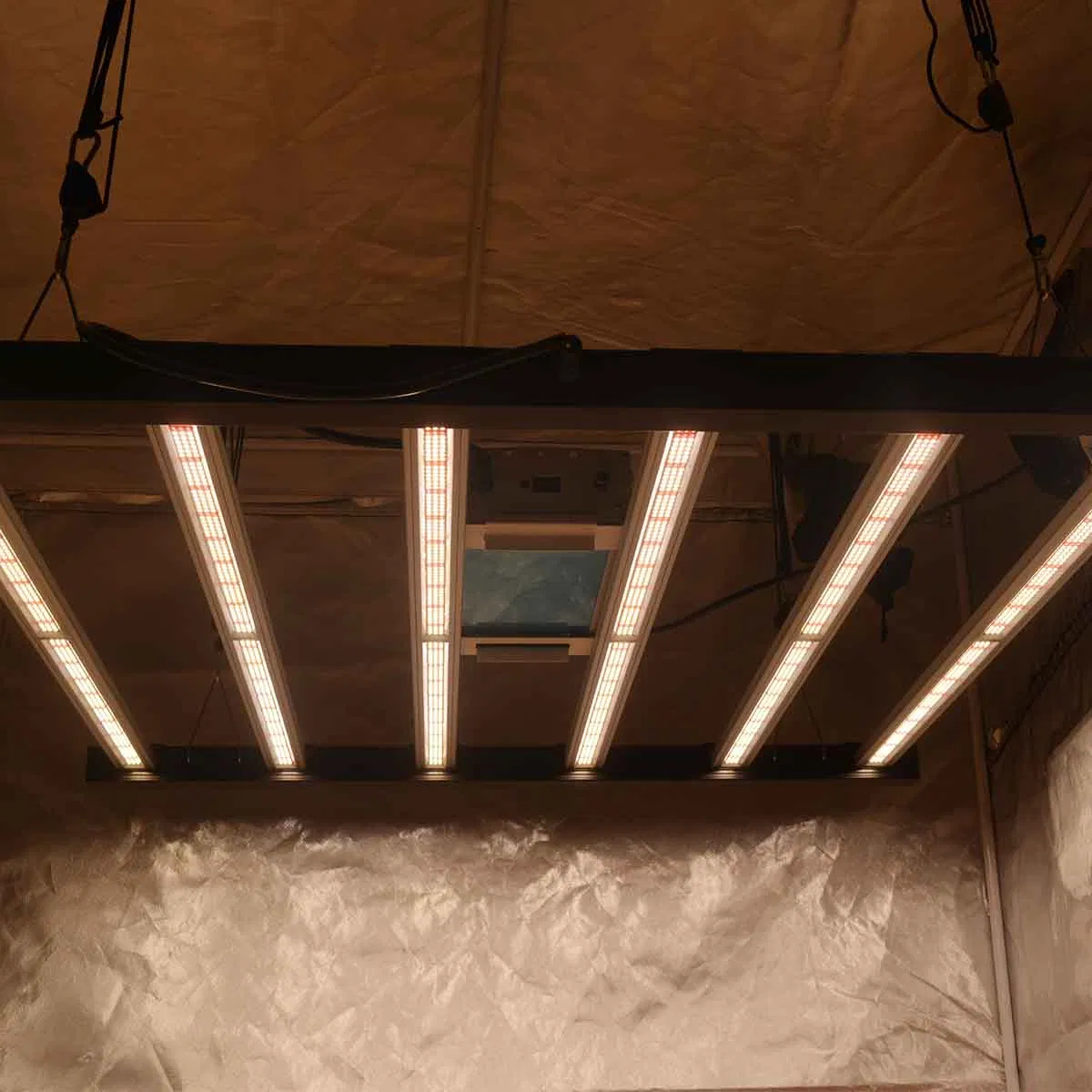 Bluetooth WiFi Group Control Light Bar Full Spectrum 600W LED Grow Light