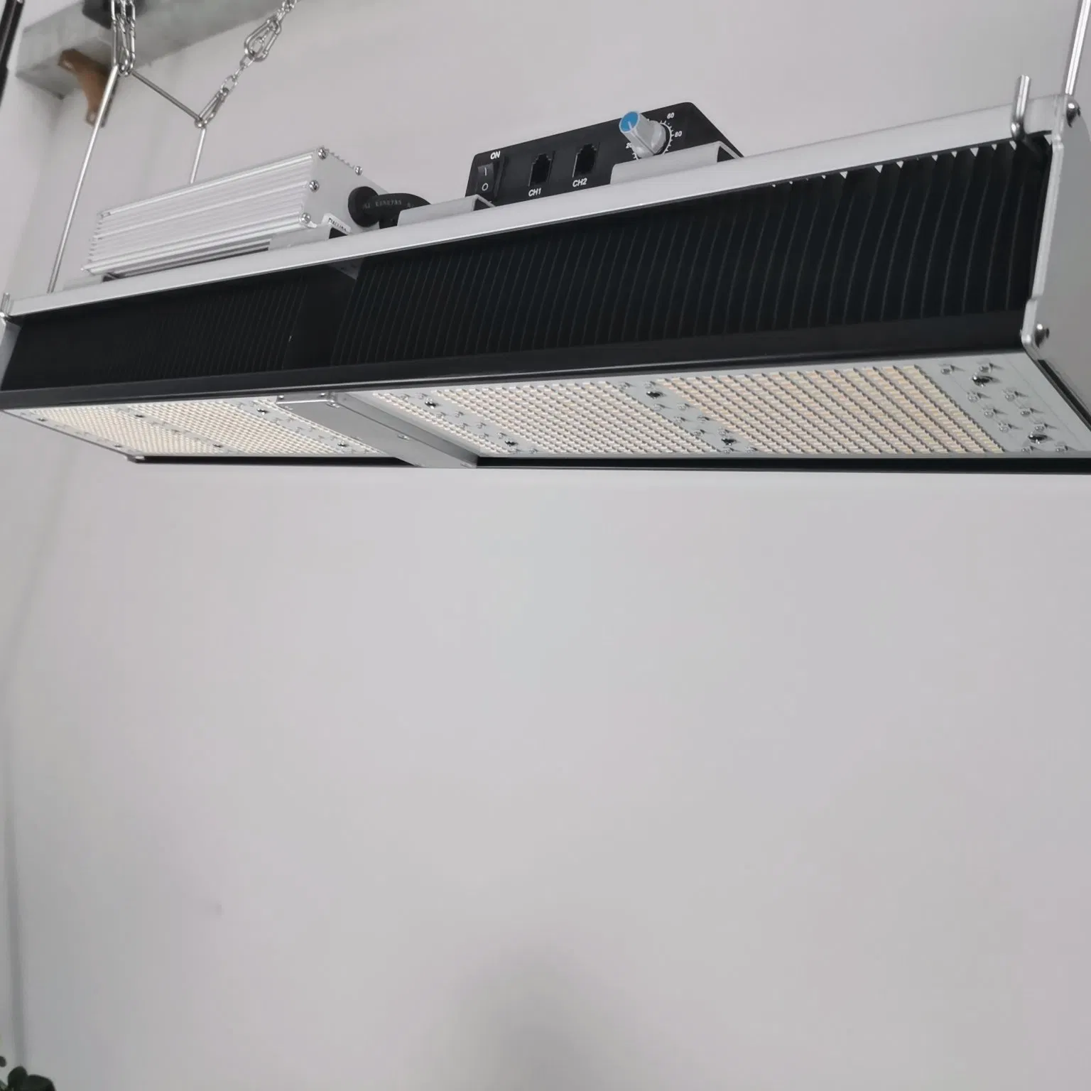 Hydroponics Fluence Commercial Planting 320W LED Grow Lights HPS Replacement Light for Indoor