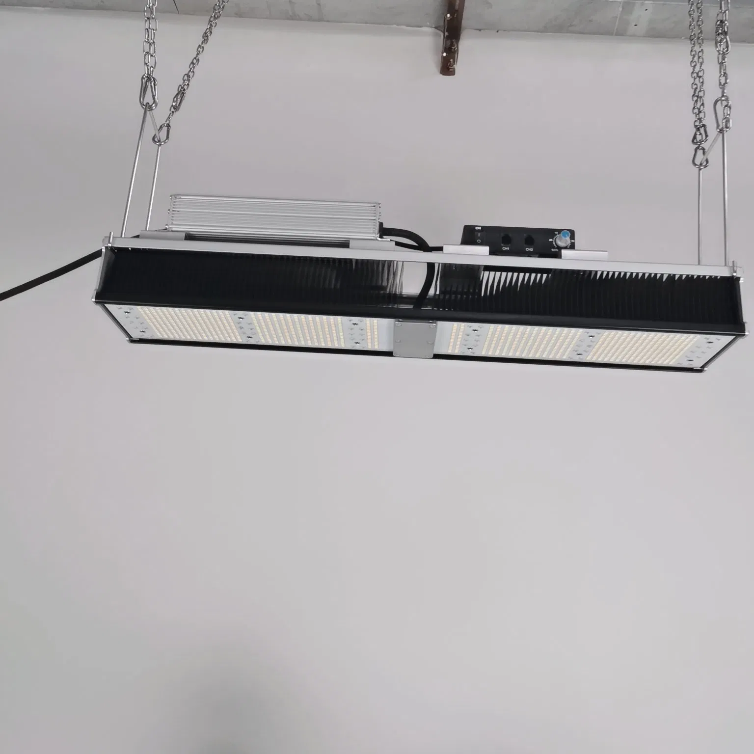 OEM/ODM Dimmable 350W UV IR Bar Full Spectrum LED Grow Light for Indoor Plant