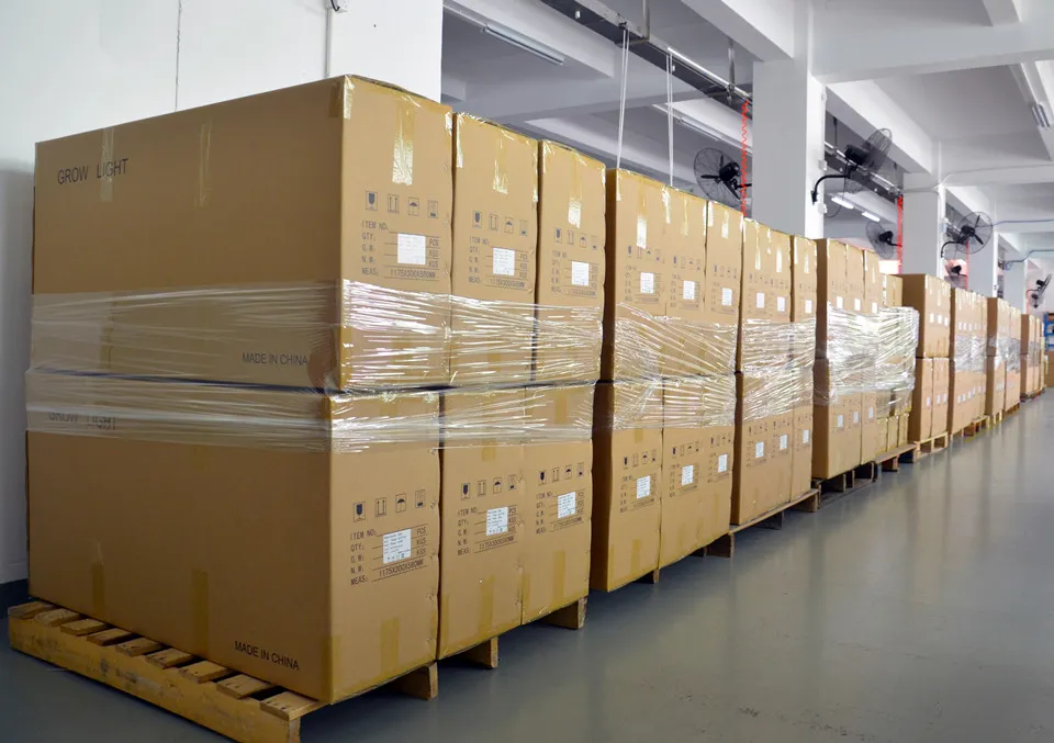 Us Warehouse Stocks Full Spectrum (630W/800W) LED Grow Light Same Quality as Fluence′ S or Gavita′ S